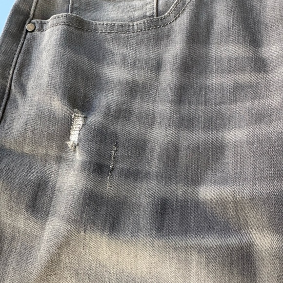 Frank Lyman Gray Embellished Hem Jeans RARE SAMPLE Size M - Picture 4 of 15